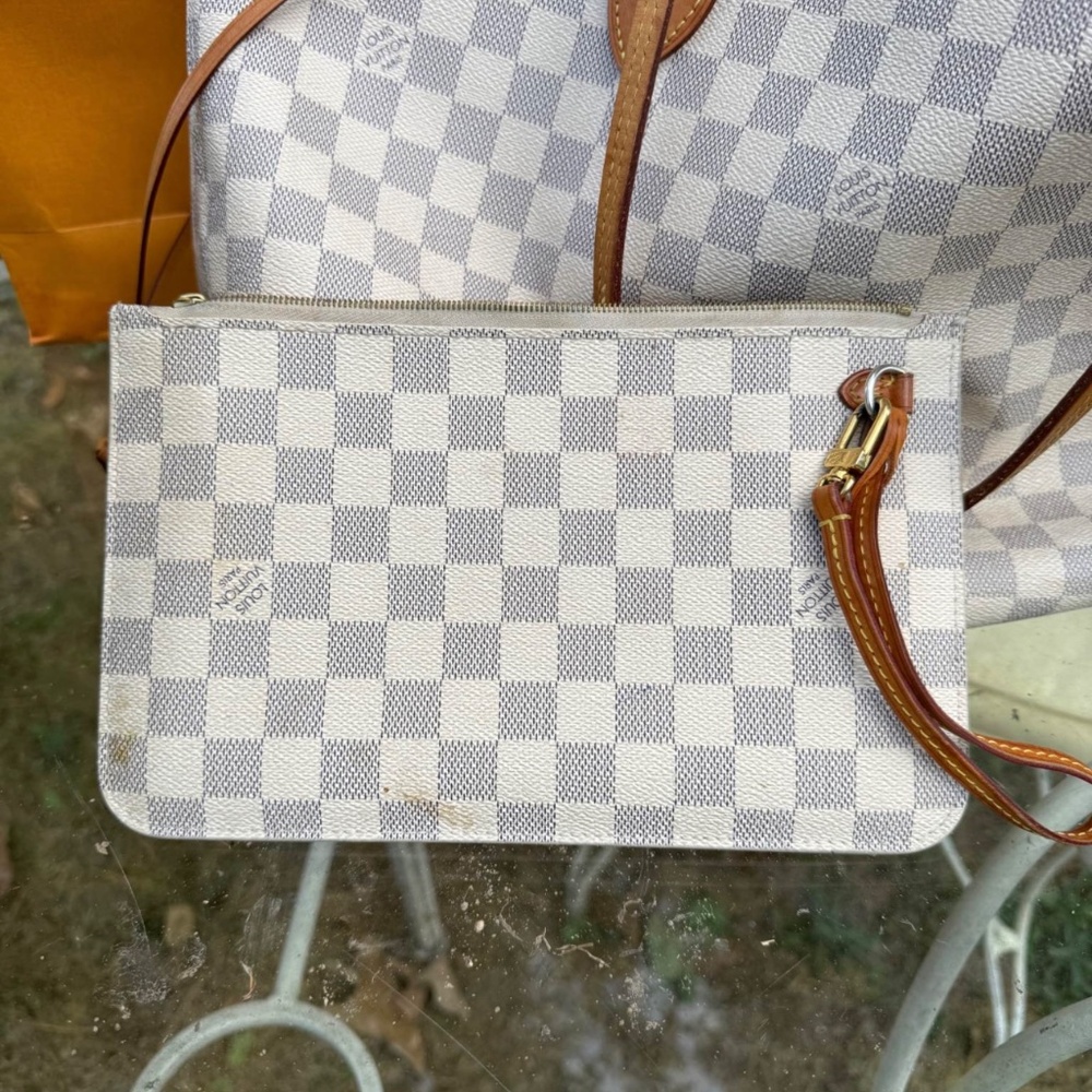 Louis Vuitton Damier Azur Neverfull Bag & Pouch - Picture 3 of 5